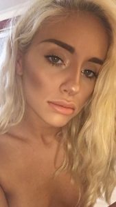 Naomi Woods