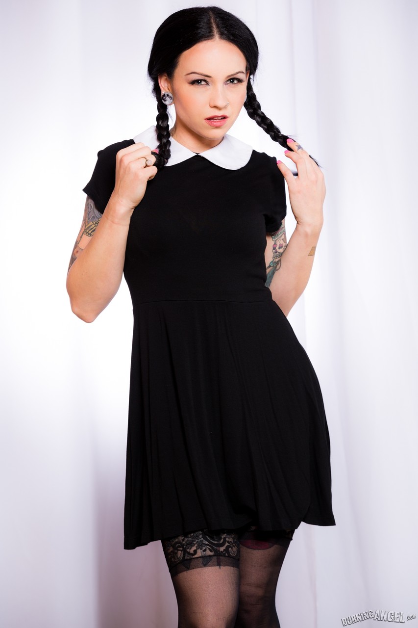 Necro Nicki Full Size